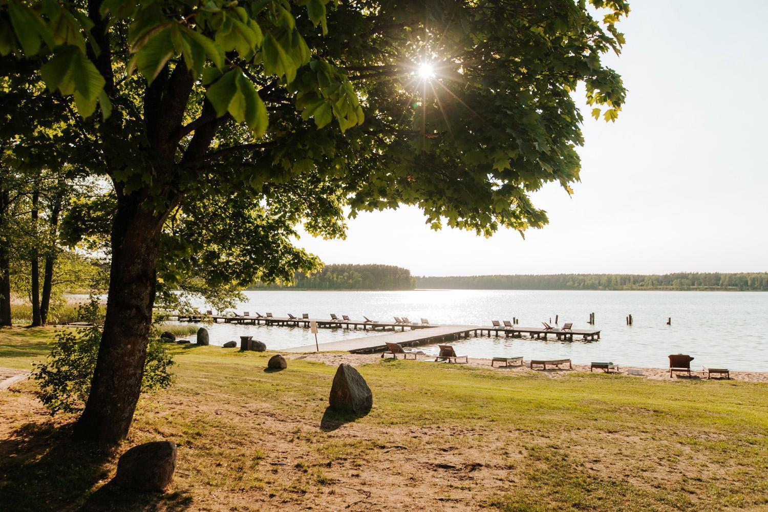 Jablon Lake Resort Pisz Eksteriør billede