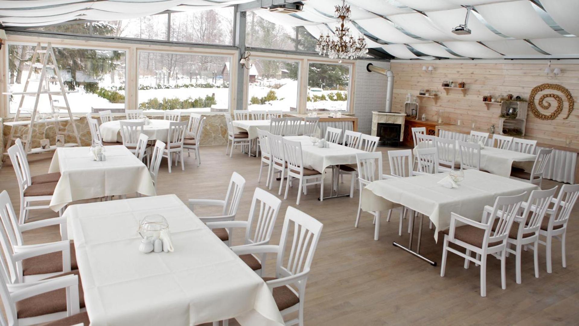 Jablon Lake Resort Pisz Eksteriør billede