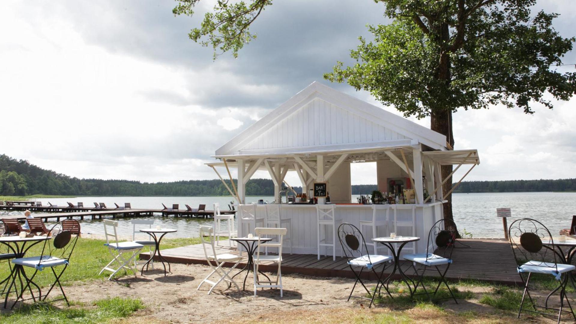 Jablon Lake Resort Pisz Eksteriør billede