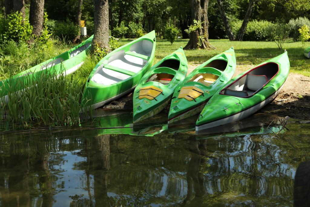 Jablon Lake Resort Pisz Eksteriør billede
