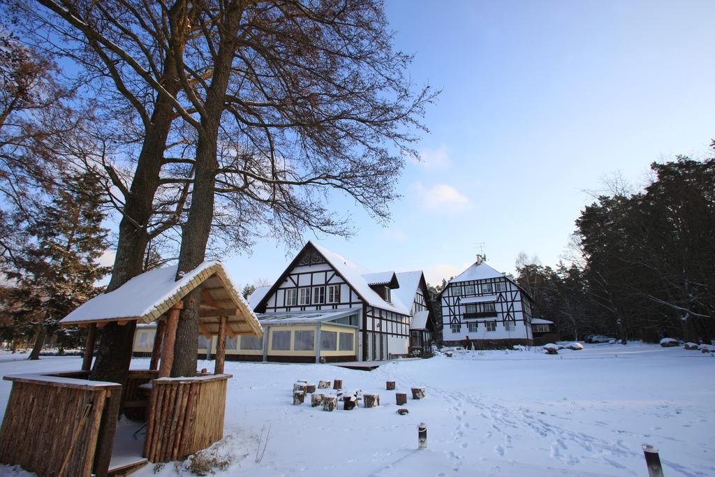 Jablon Lake Resort Pisz Eksteriør billede